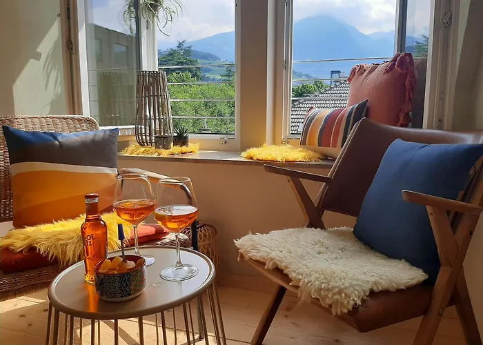 3-Zimmer-Appartement In Privatvilla, Meran Zentrum, Kostenloser Parkplatz Mit Gaestekarte